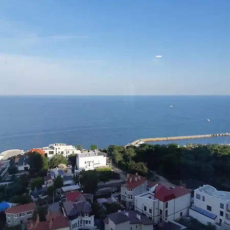 Апартаменты Аркадия 44 Жемчужина ,прямой вид на море. *