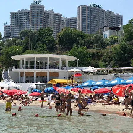 Аркадия 44 Жемчужина ,прямой вид на море. *