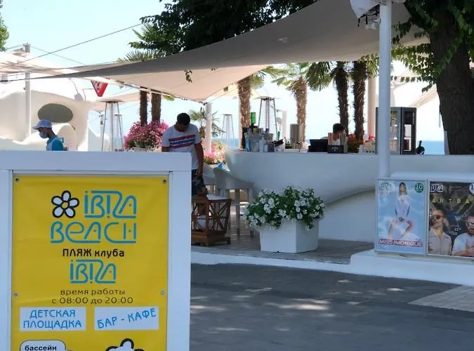 Апартаменты Аркадия 44 Жемчужина ,прямой вид на море.